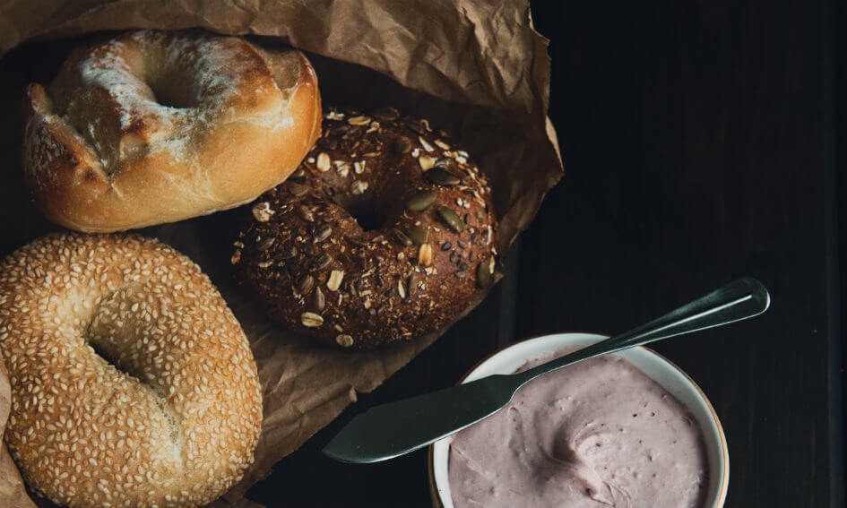 Dit is het verschil tussen een bagel en een broodje