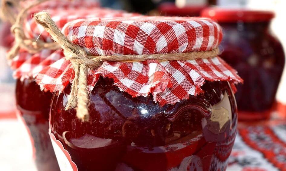 Aardbeien over? Zo maak je er de lekkerste jam van