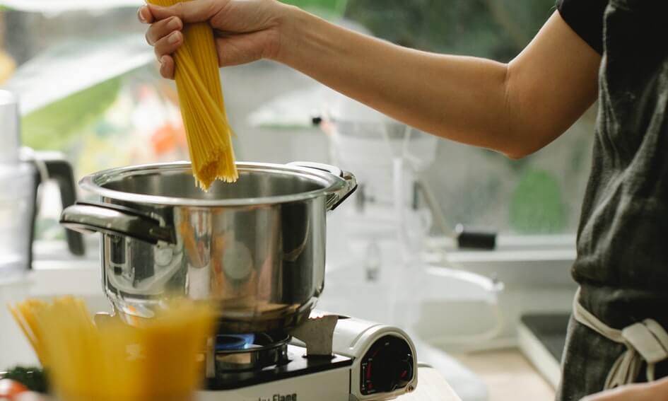 Aha dit is hoeveel zout je moet gebruiken als je pasta kookt