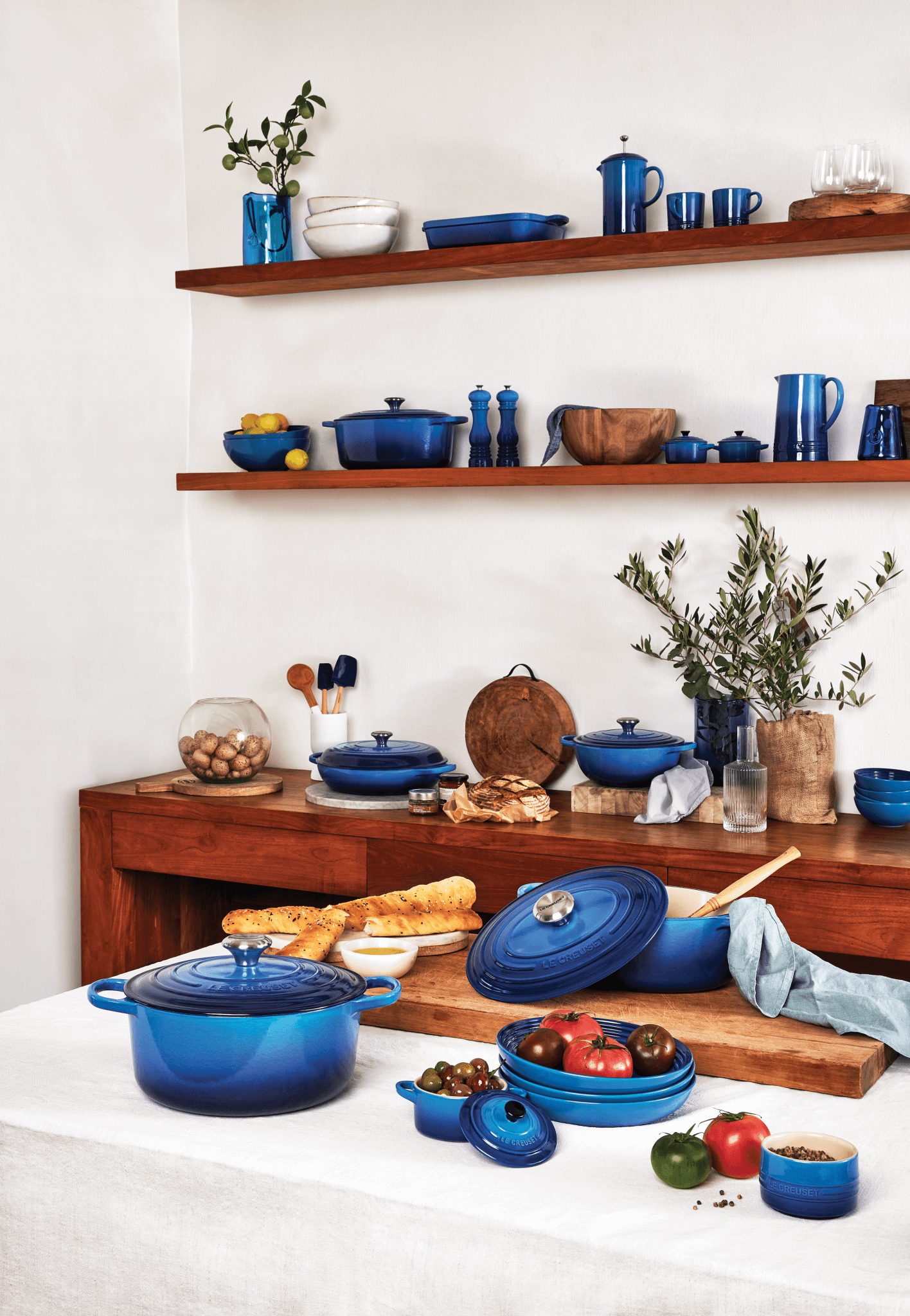Op de verlanglijst Le Creuset lanceert de Azure collectie