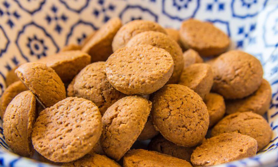 Dít is hoeveel kruidnoten je moet eten om een kilo aan te komen